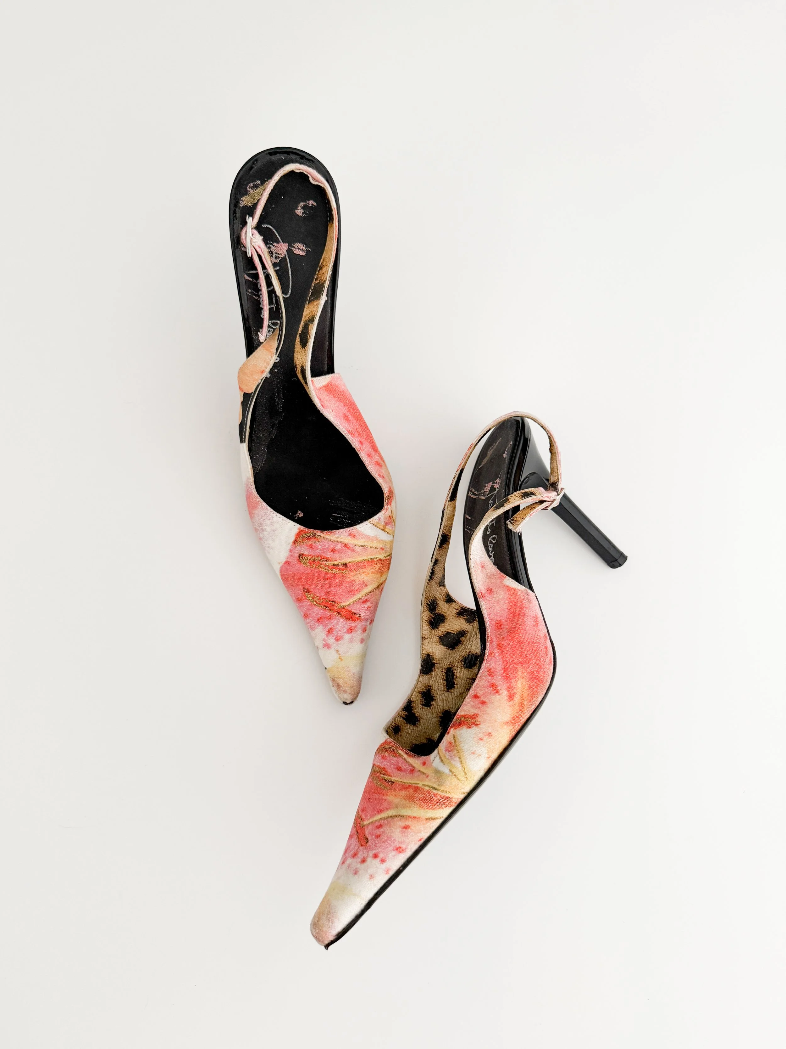 Manolo Blahnik (36.5) ヒール Manolo Blahnik Black Leather Ankle Strap Heels (IT 36.5
